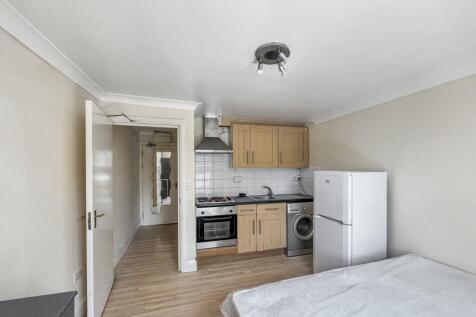 Flat 1, 290 Ewell Road, Surbiton, KT6 7AQ