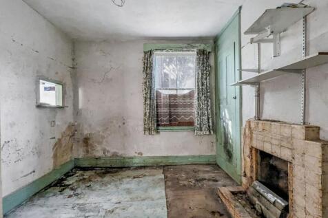 5 Maple Avenue, Gillingham, Kent, ME7 2NT