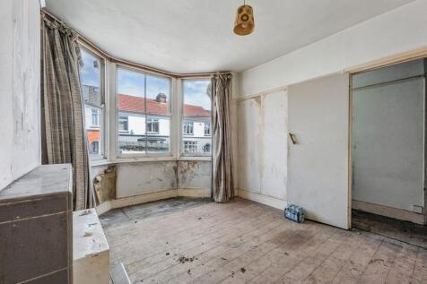 5 Maple Avenue, Gillingham, Kent, ME7 2NT