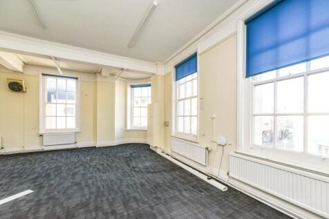 2 Market Place, Cirencester, GL7 2NS