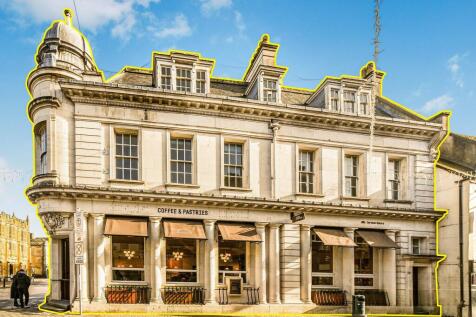 2 Market Place, Cirencester, GL7 2NS