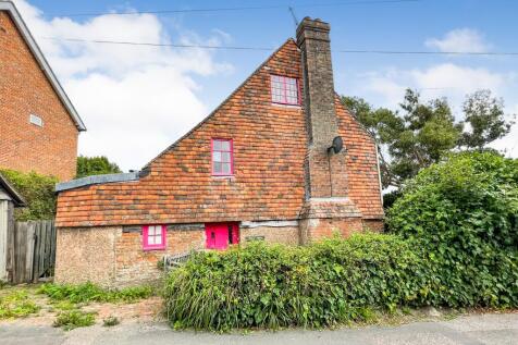 Forge House, Sparrows Green, Wadhurst, TN5 6SL