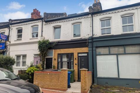 Ground Floor Flat, 7 North Cross Road, East Dulwich, London SE22 9ET