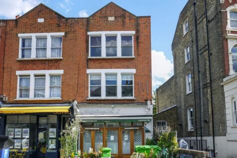 Flat B, 2E Blandfield Road, London, SW12 8BG