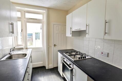 6 Fayre Road, Fareham PO16 0UB