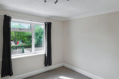 6 Fayre Road, Fareham PO16 0UB