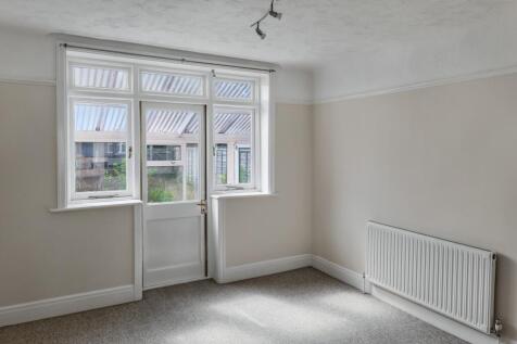 6 Fayre Road, Fareham PO16 0UB