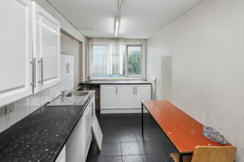 15 Linslade House, Lisson Green Estate, 36 Paveley Street, Marylebone, London NW8 8TL