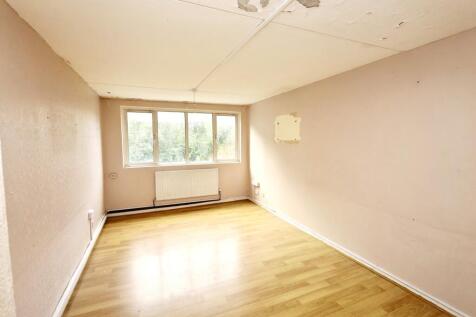 15 Linslade House, Lisson Green Estate, 36 Paveley Street, Marylebone, London NW8 8TL