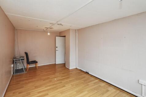 15 Linslade House, Lisson Green Estate, 36 Paveley Street, Marylebone, London NW8 8TL