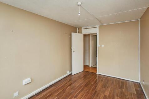 15 Linslade House, Lisson Green Estate, 36 Paveley Street, Marylebone, London NW8 8TL