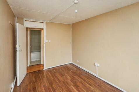 15 Linslade House, Lisson Green Estate, 36 Paveley Street, Marylebone, London NW8 8TL