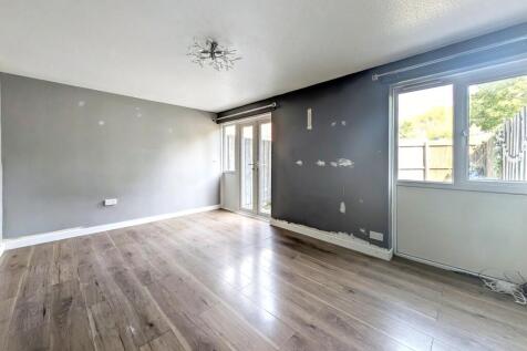 32 Hadrian Court, Garth Thirtythree, Killingworth, Newcastle Upon Tyne, NE12 6BY