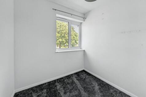 32 Hadrian Court, Garth Thirtythree, Killingworth, Newcastle Upon Tyne, NE12 6BY