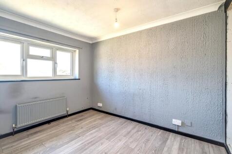 64 Holworthy Road, Norwich, NR5 9DG