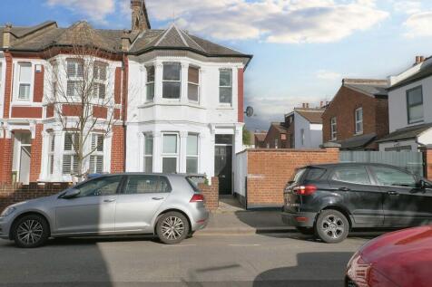 Flat 4, 2 Buxton Road, Willesden Green, London NW2 5BJ