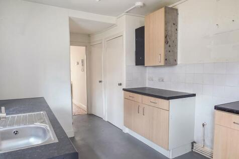 40 Oaklands Road, Hanwell, London W7 2DR