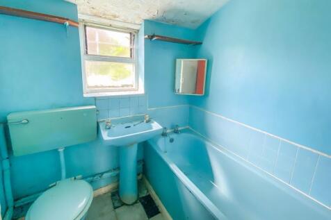 311 Cheney Manor Road, Swindon, SN2 2PE