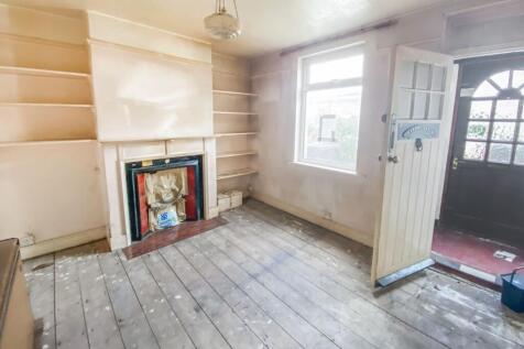 311 Cheney Manor Road, Swindon, SN2 2PE