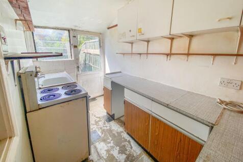 311 Cheney Manor Road, Swindon, SN2 2PE