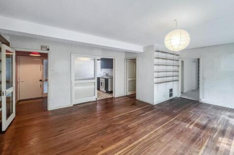7 Marlowe Court, Lymer Avenue, Dulwich, London SE19 1LP