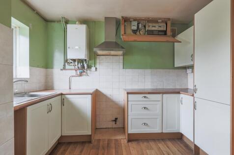 35 Queens Drive, Stroud, Gloucestershire, GL5 4NB