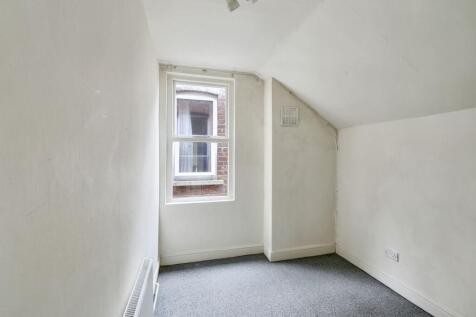 121 Radford Boulevard, Nottingham NG7 3BS