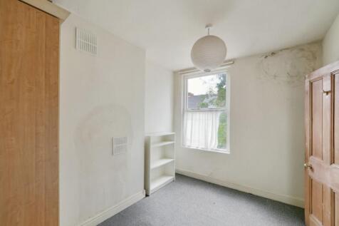 121 Radford Boulevard, Nottingham NG7 3BS