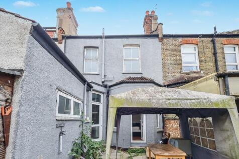 Flat A &amp; Flat B, 109 Tottenhall Road, Palmers Green, London N13 6JA