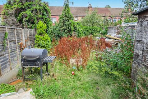 Flat A &amp; Flat B, 109 Tottenhall Road, Palmers Green, London N13 6JA