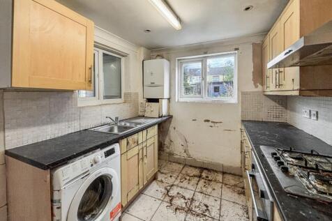 62 Cavendish Road, Edmonton, London N18 2LS