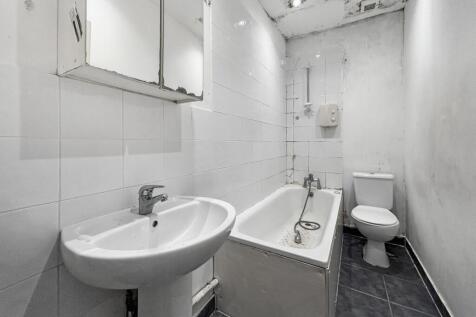 62 Cavendish Road, Edmonton, London N18 2LS