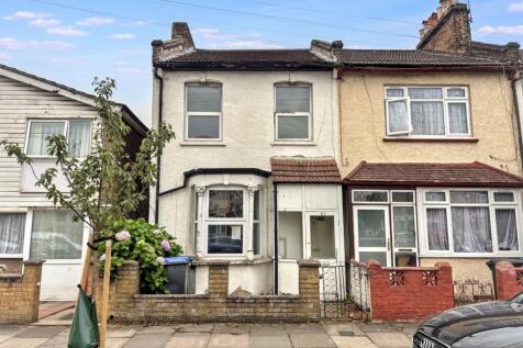62 Cavendish Road, Edmonton, London N18 2LS