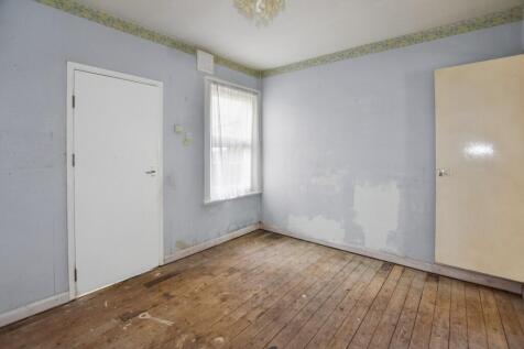 21 Athol Road, Erith, Kent, DA8 1PT