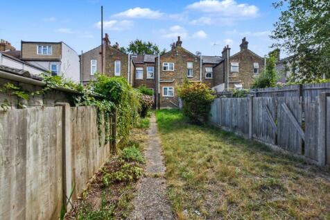 21 Athol Road, Erith, Kent, DA8 1PT
