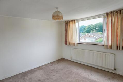 5 Conifer Close, Waterlooville, Hampshire PO8 8AF