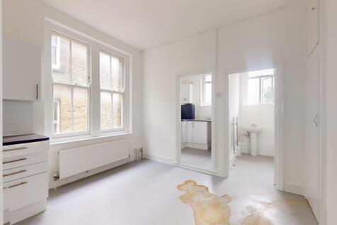 Flat 3, 28 Cathcart Hill, Tufnell Park, London, N19 5QN