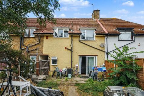 34 Stevens Road, Dagenham, Essex, RM8 2QR