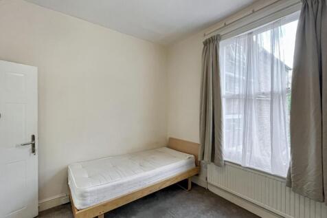 96 Ritherdon Road, Tooting, London SW17 8QQ