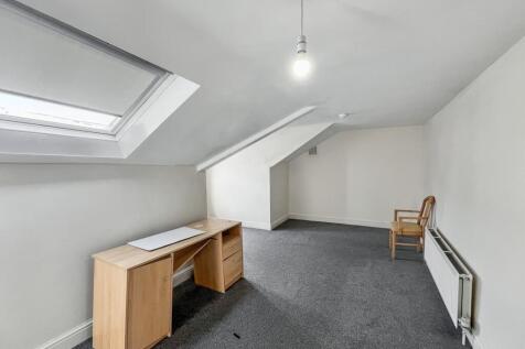98 Ritherdon Road, Tooting, London SW17 8QQ