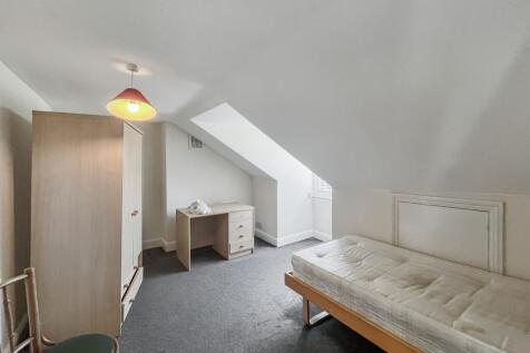 98 Ritherdon Road, Tooting, London SW17 8QQ