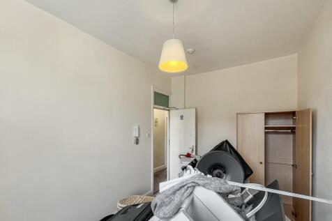98 Ritherdon Road, Tooting, London SW17 8QQ
