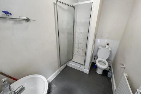 98 Ritherdon Road, Tooting, London SW17 8QQ