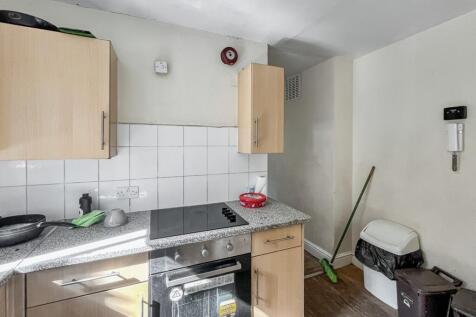 98 Ritherdon Road, Tooting, London SW17 8QQ