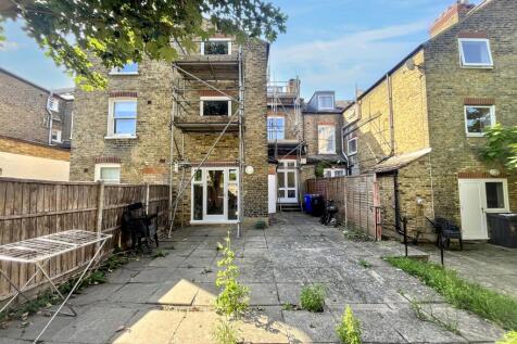 98 Ritherdon Road, Tooting, London SW17 8QQ