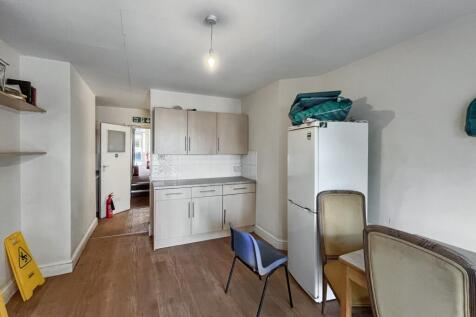 98 Ritherdon Road, Tooting, London SW17 8QQ