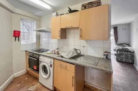 98 Ritherdon Road, Tooting, London SW17 8QQ
