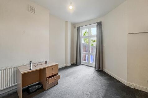 98 Ritherdon Road, Tooting, London SW17 8QQ