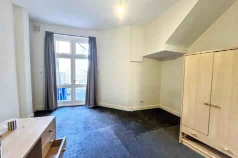 98 Ritherdon Road, Tooting, London SW17 8QQ