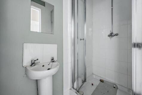 2 Poplar Crescent, Bensham, Gateshead, Tyne &amp; Wear, NE8 1QD